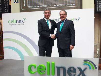 Francisco Reyn&eacute;s y Tob&iacute;as Mart&iacute;nez en la presentaci&oacute;n de la OPV de Cellnex.