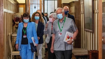 El vicepresidente de la Comisión Europea y Alto Representante de la Unión para Asuntos Exteriores y Política de Seguridad, Josep Borrell (en el centro), este lunes en la Universidad Internacional Menéndez Pelayo en Santander.