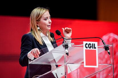 La primera ministra italiana, Giorgia Meloni, en el congreso de la Confederación General Italiana del Trabajo, el pasado 17 de marzo.
