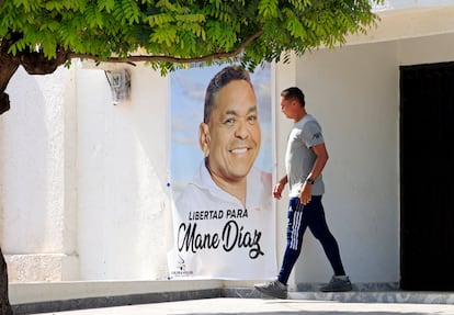Un cartel que pide la liberación de Luis Manuel Díaz, en Barrancas, el 7 de noviembre. 