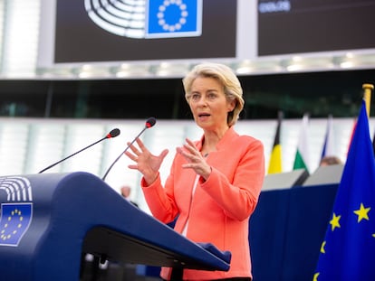 La presidenta de la Comisión Europea, Ursula von der Leyen, durante el debate sobre el estado de la UE en el Parlamento Europeo, el 15 de septiembre de 2021, en Bruselas.
