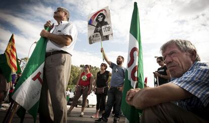 Participantes en la marcha contra la base de Rota. 