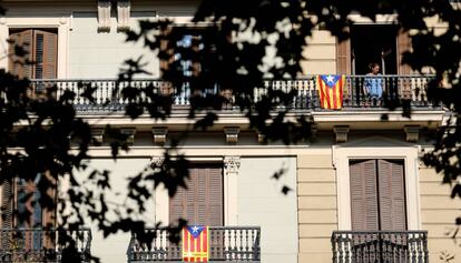 Esteladas en los balcones de Barcelona