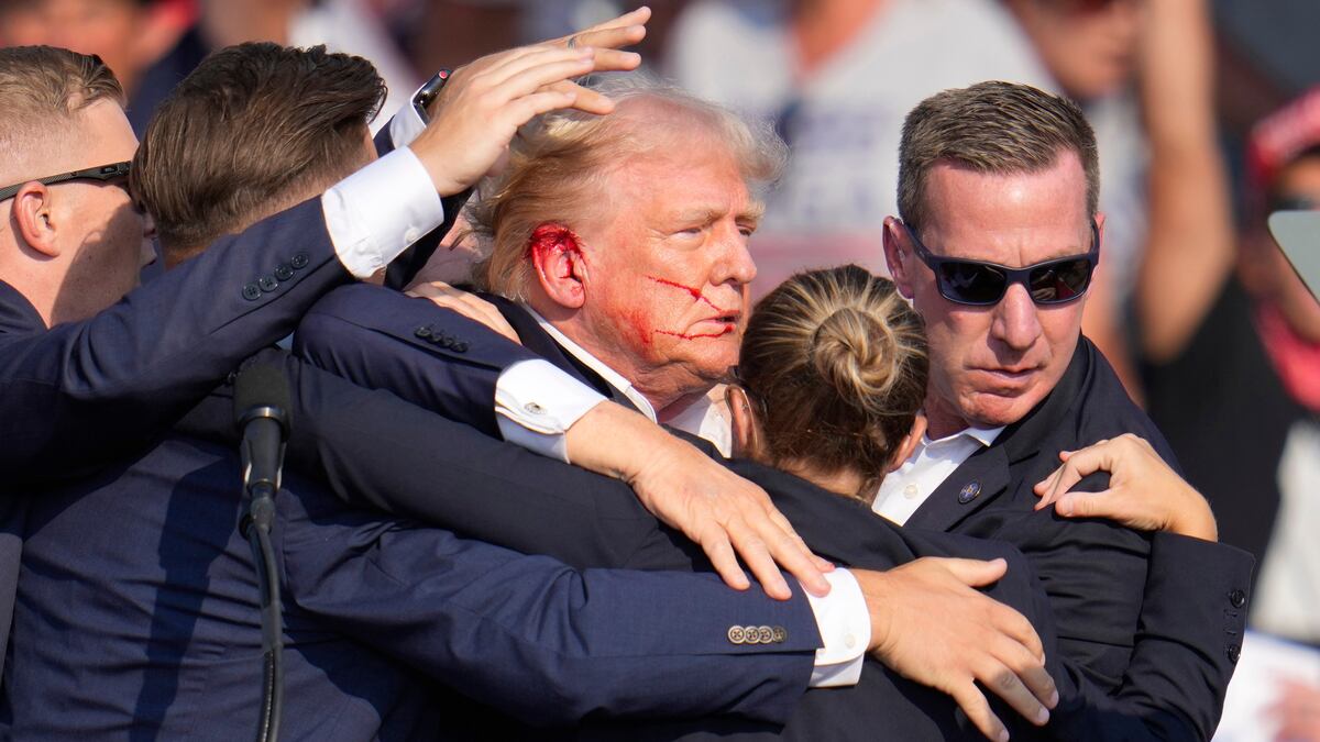 El atentado contra Donald Trump, minuto a minuto