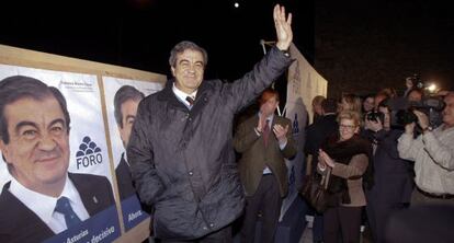 El candidato del Foro a la Presidencia del Gobierno de Asturias, Francisco Álvarez Cascos, en la apertura de la campaña.