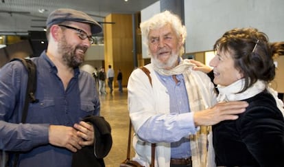 Martiño Noriega, Xosé Manuel Beiras y Yolanda Díaz, en la asamblea de Anova.