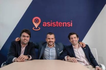 Luis Velásquez, Andrés Simón González y Armando Baquero
