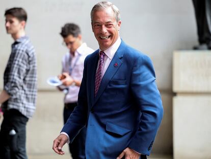Nigel Farage llega el 7 de junio a los estudios de la BBC en Londres para participar en el debate electoral.