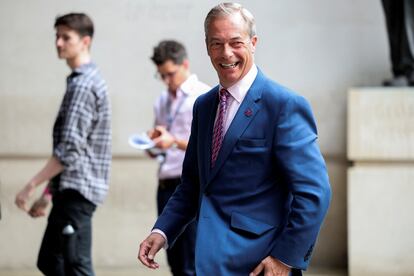 Nigel Farage llega el 7 de junio a los estudios de la BBC en Londres para participar en el debate electoral.