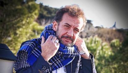 José Luis García-Pérez se protege del frío en Madrid Río el pasado día 16.