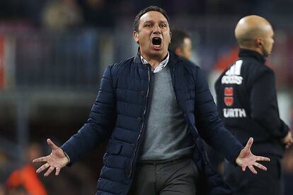 Eusebio Sacristán en un moment del partit.