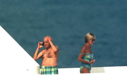 Mohamed Al-Fayed y Lady Di, en Saint-Tropez (Francia), en julio de 1997.