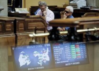 Inversores en el Palacio de la Bolsa de Madrid