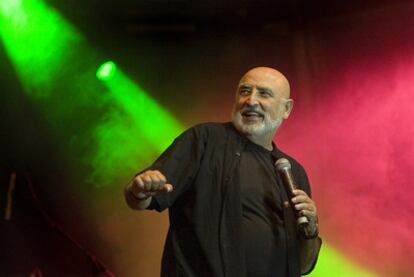 Peret, en un concierto en el Auditori de Barcelona.