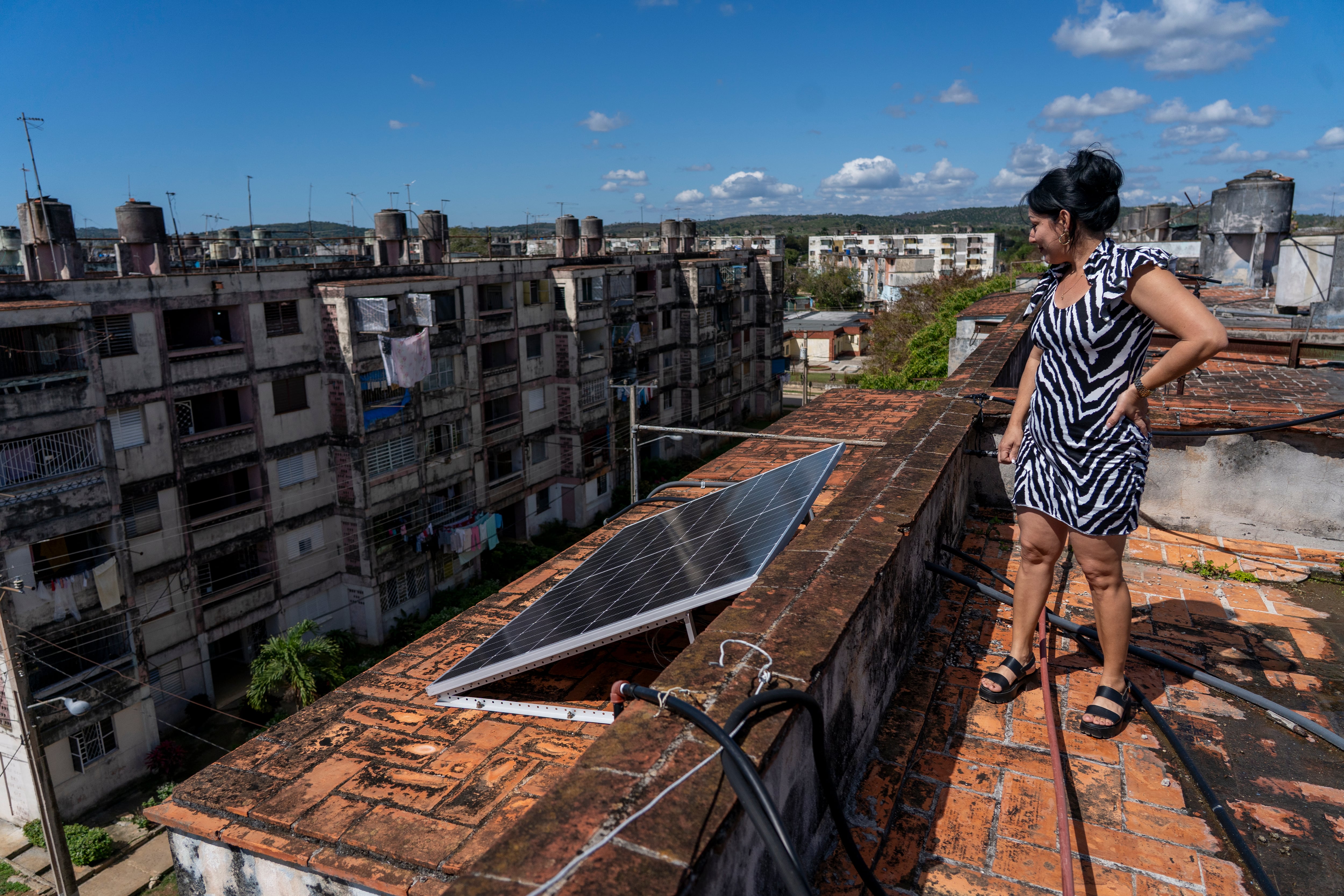 Paneles solares, la apuesta de Cuba ante la falta de combustible: “Es el negocio del momento”