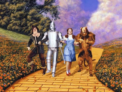 El cuarteto protagonista de la primera versión cinematográfica de "El mago de Oz", dirigida por Victor Fleming y estrenada en 1939.