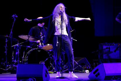 La cantante estadounidense Patti Smith, durante su actuación en el festival Les Nits de Barcelona.