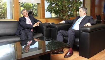 Ángel María Villar (FEF) y Miguel Cardenal (CSD), en 2013.