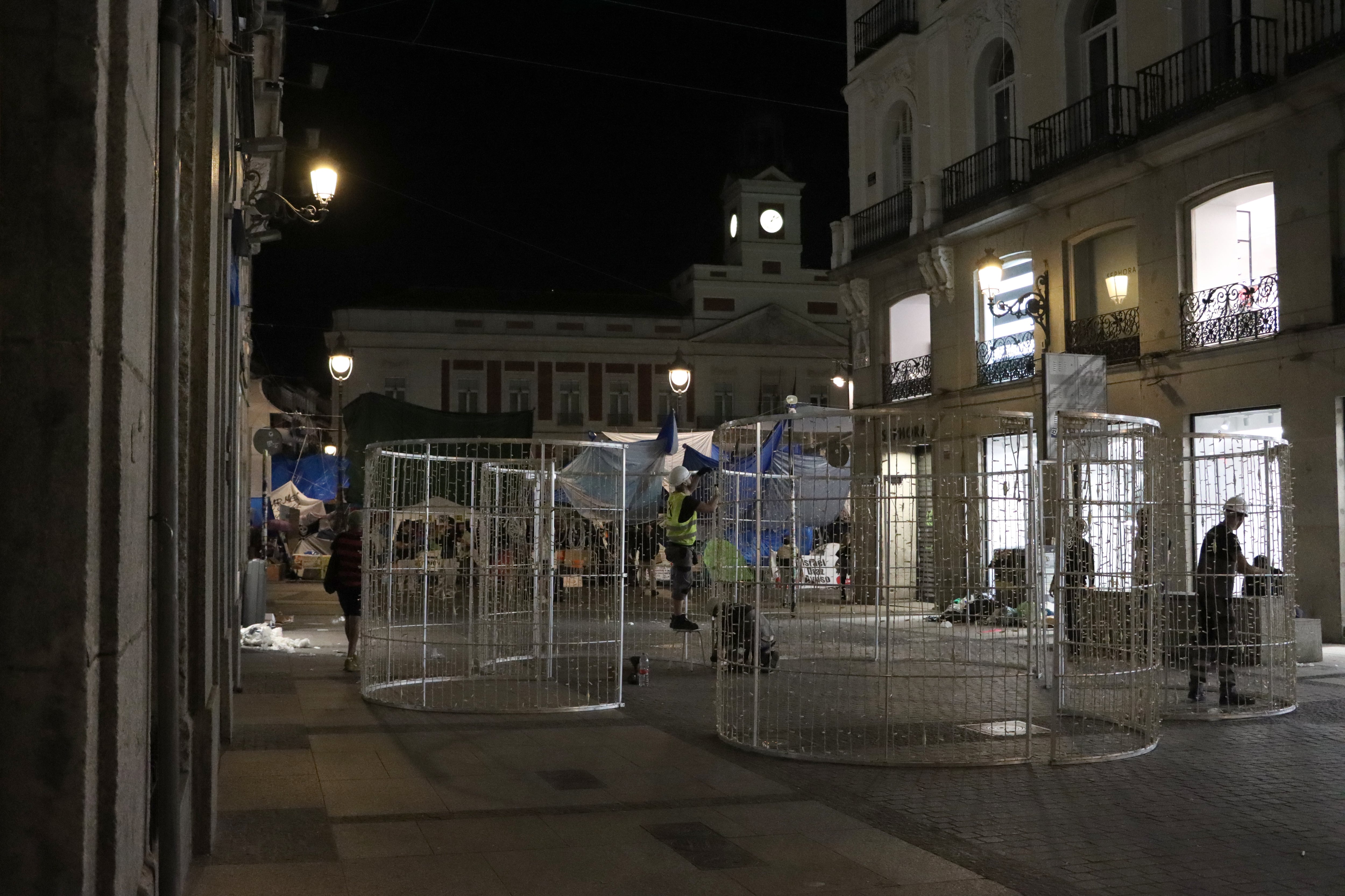 La iluminación de Madrid en Navidad crece y crece sin fin: un millón de luces más y 1,2 millones de euros más