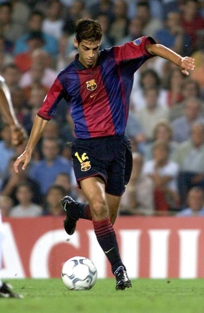 Gerard López, en un partido con el FC Barcelona en septiembre de 2000.