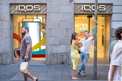 Exterior de una tienda de Iqos, de Philip Morris, en Madrid