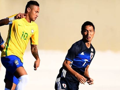 Neymar, capitão do Brasil contra o Japão.