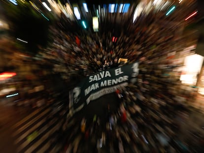Manifestación en protesta por la situación del mar Menor en Murcia, en octubre de 2021.