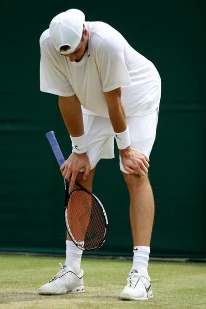 Isner, durante su partido ante De Bakker.