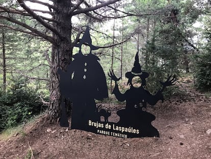 Parque temático en Laspaúles, Huesca, dedicado a las brujas, donde se reproduce la iconografía habitual.