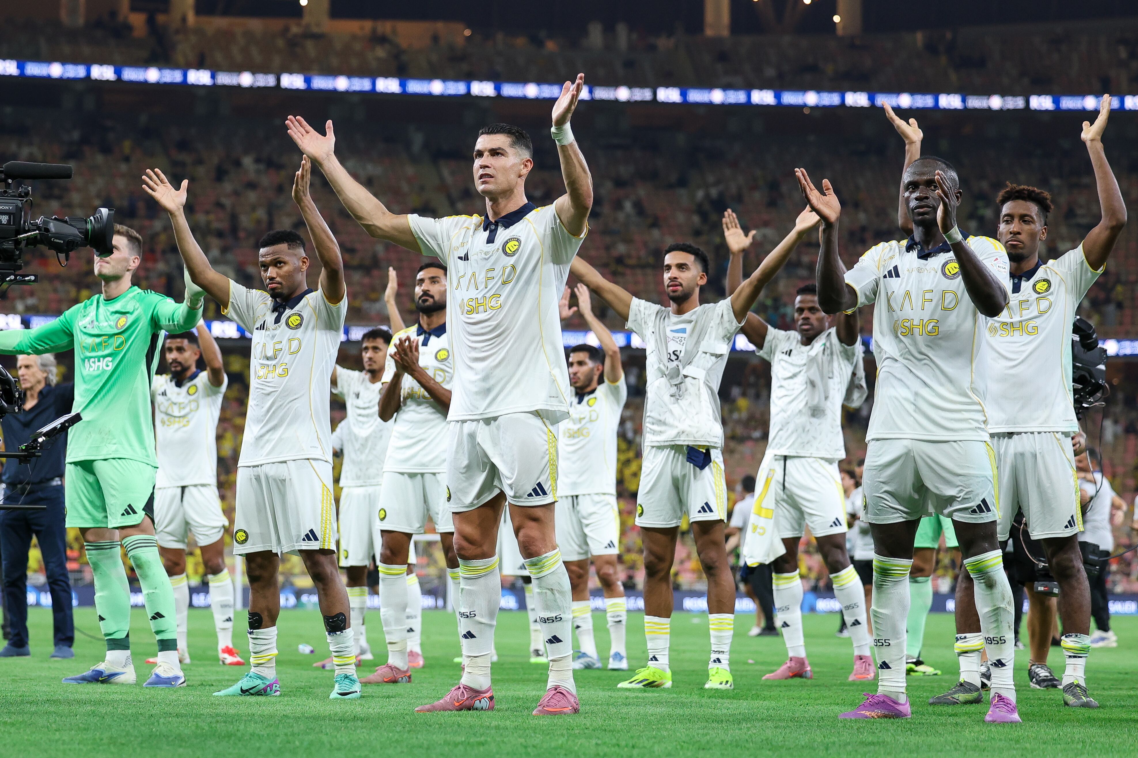 La fiesta del fútbol en Arabia quiere ser solvente