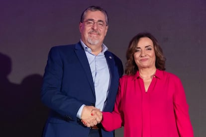 Bernardo Arévalo y Pepa Bueno en el festival Centroamérica Cuenta, en Guatemala, este sábado.