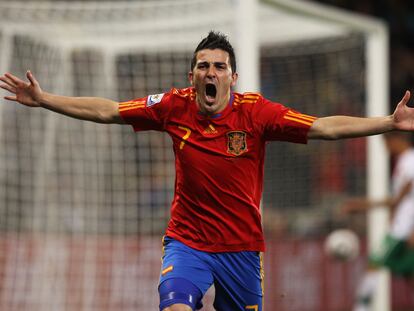 David Villa celebra el gol contra Portugal en los octavos del Mundial de 2010.