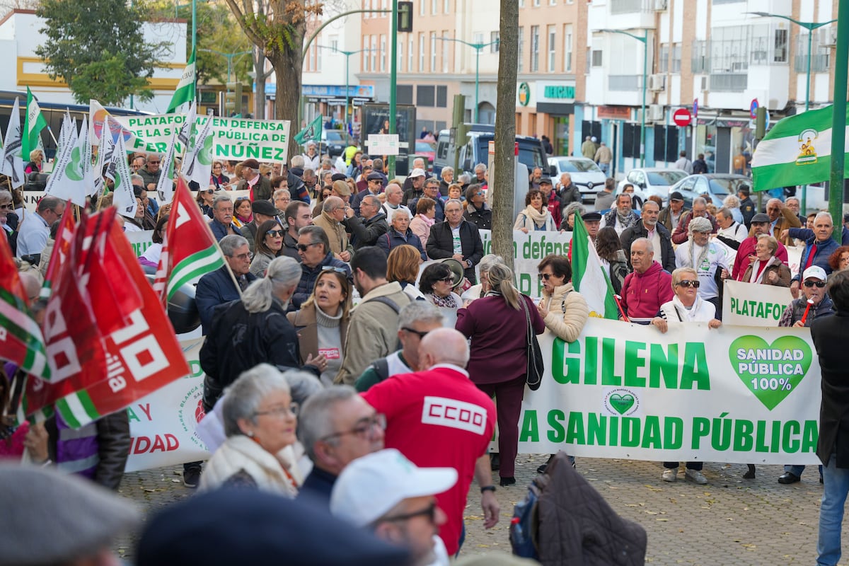 Sanidad llega a un preacuerdo con los sindicatos para suspender la huelga por el estatuto marco | Sociedad