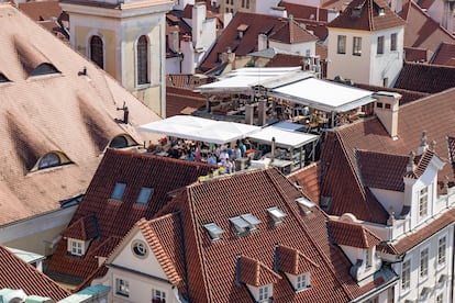 La Terasa u Prince, en la Plaza de la Ciudad Vieja de Praga.