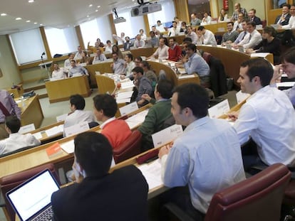 Una clase de un MBA en el IESE Business School en Madrid, el 26 de abril de 2015. 