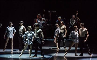 Una imagen del Ballet NAcional de Uruguay en los Teatros del Canal.