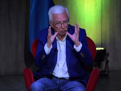 El exsenador Jorge Enrique Robledo, durante un debate presidencial en Bogotá, el 15 de febrero de 2022.