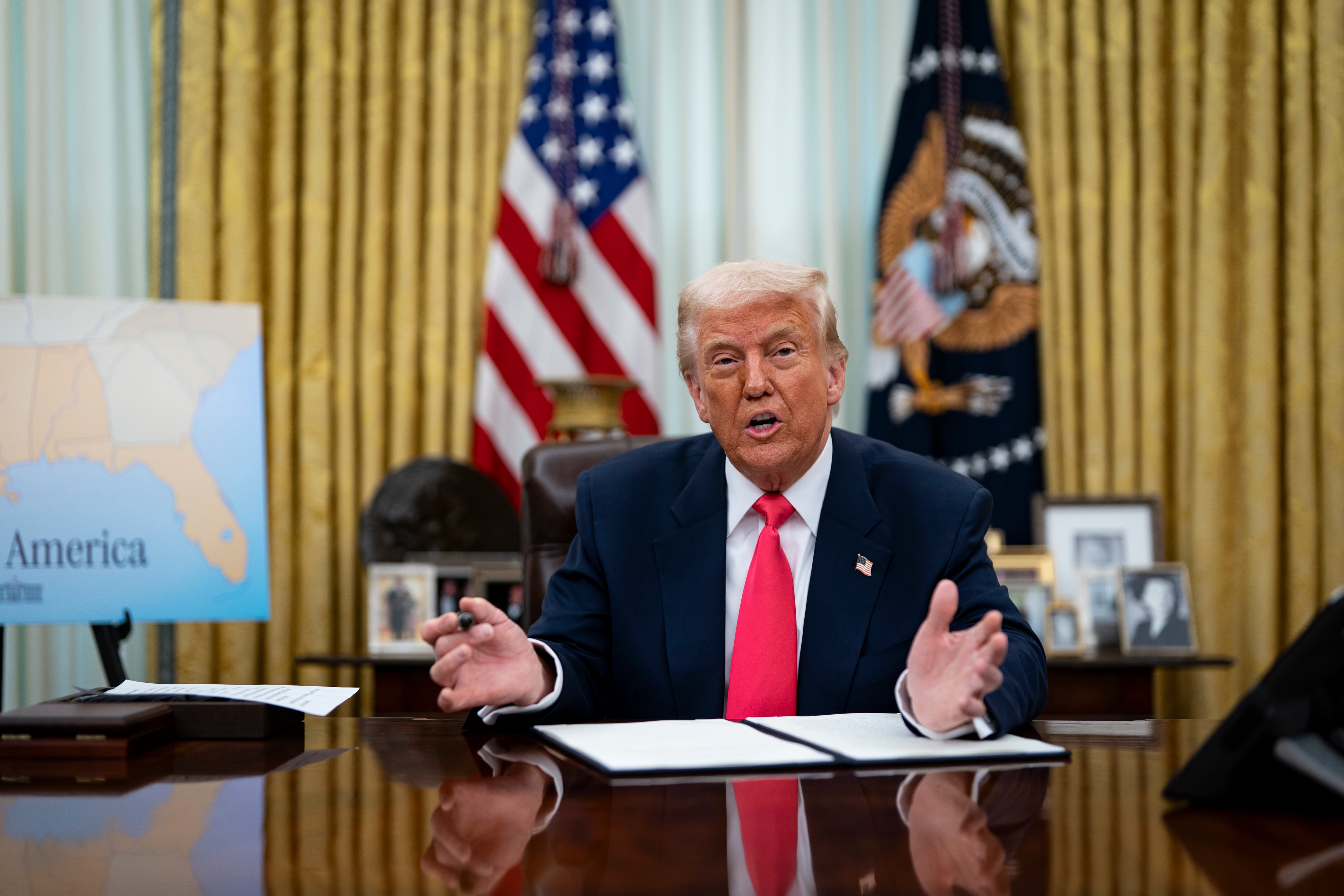 Trump siembra la confusión (y cierta  indiferencia) con sus vaivenes arancelarios
