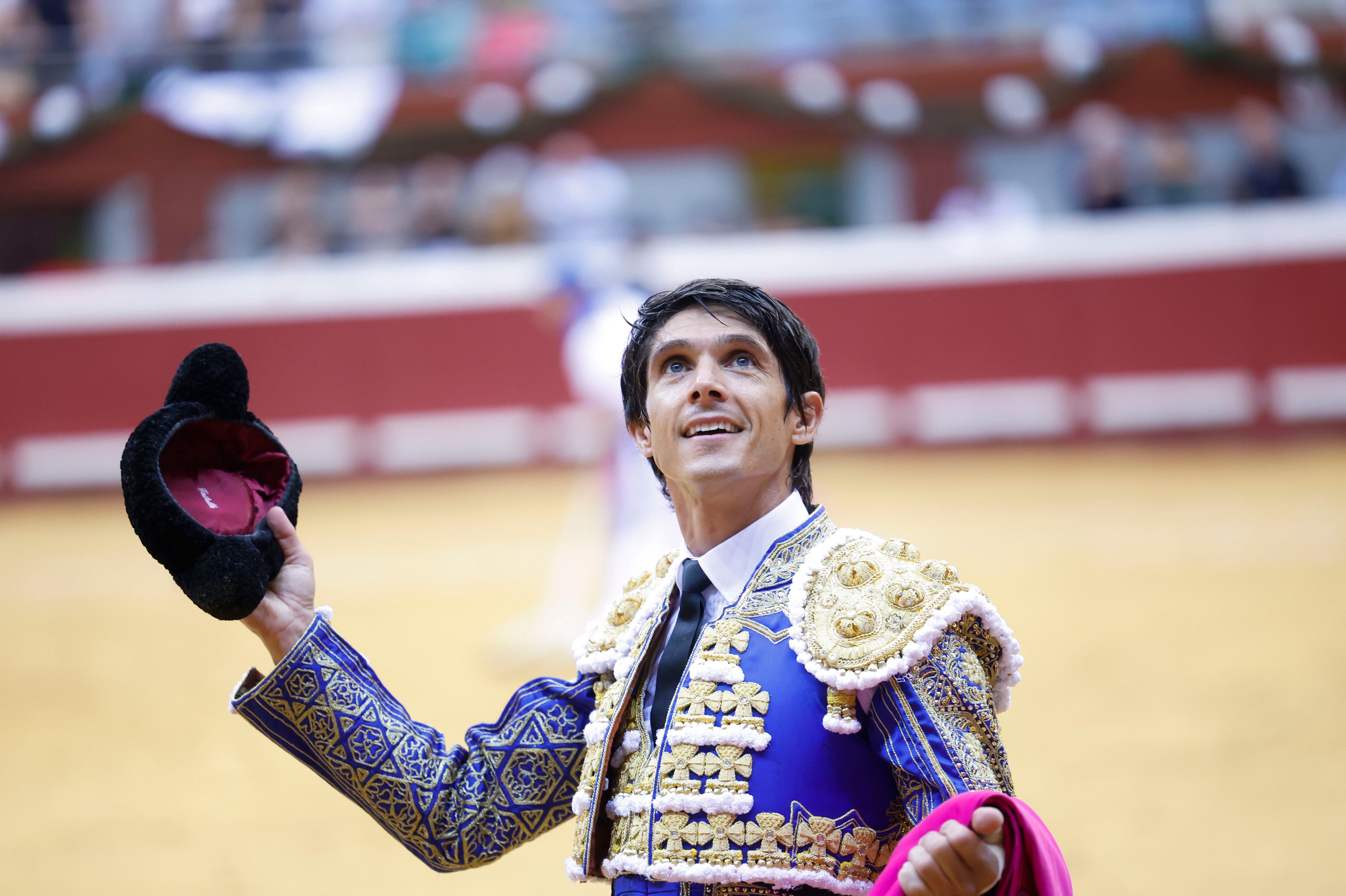 Castella, Talavante y Roca, protagonistas de un intrascendente cierre en San Sebastián
