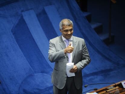 O senador Romário, que deve deixar o PSB.