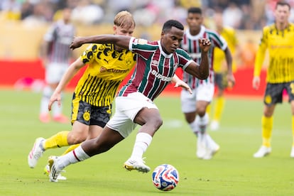 El colombiano Jhon Arias, de Fluminense, en un momento del partido contra el Borussia Dortmund.