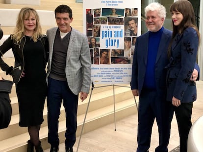 Melanie Griffith, Antonio Banderas, Pedro Almodóvar y Dakota Johnson.