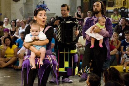 Un momento del espectáculo <i>Concierto para bebés</i>, que podrá verse en el Festival Iberoamericano de Teatro de Cádiz.