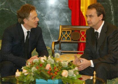 Zapatero y Blair, esta mañana en el Congreso.