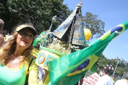 Uma manifestante no protesto de Belo Horizonte.