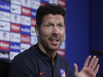 El entrenador del Atlético afirma que dispone y que tiene en cuenta a toda su plantilla para cada uno de los partidos