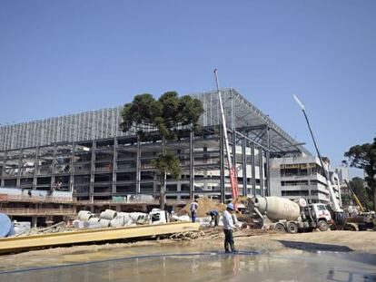 Obras na Arena da Baixada, em Curitiba, em 21 de janeiro.