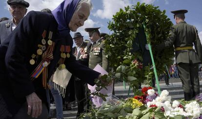Veteranos de Armenia celebran el 72 aniversario de la victoria soviética sobre los nazis.