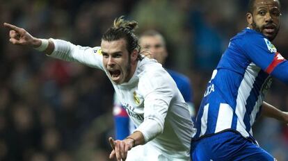 Bale celebra uno de sus goles al Deportivo.