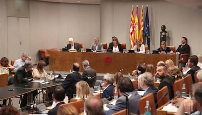 Pleno en la Diputación de Barcelona.